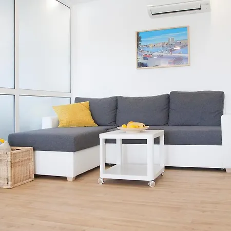 Two Bedroom With Swimming Pool For A Pleasant - Ae1181 Galovac (Zadar)