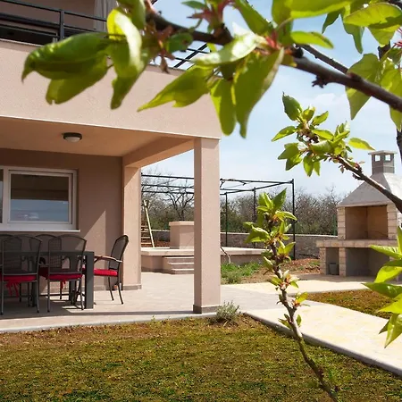 Villa Two Bedroom With Swimming Pool For A Pleasant - Ae1181 Galovac (Zadar)