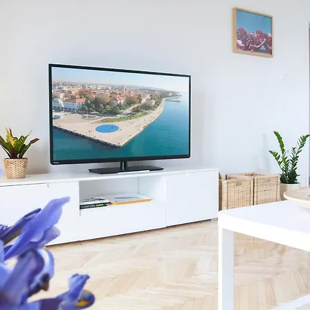 Two Bedroom With Swimming Pool For A Pleasant - Ae1181
